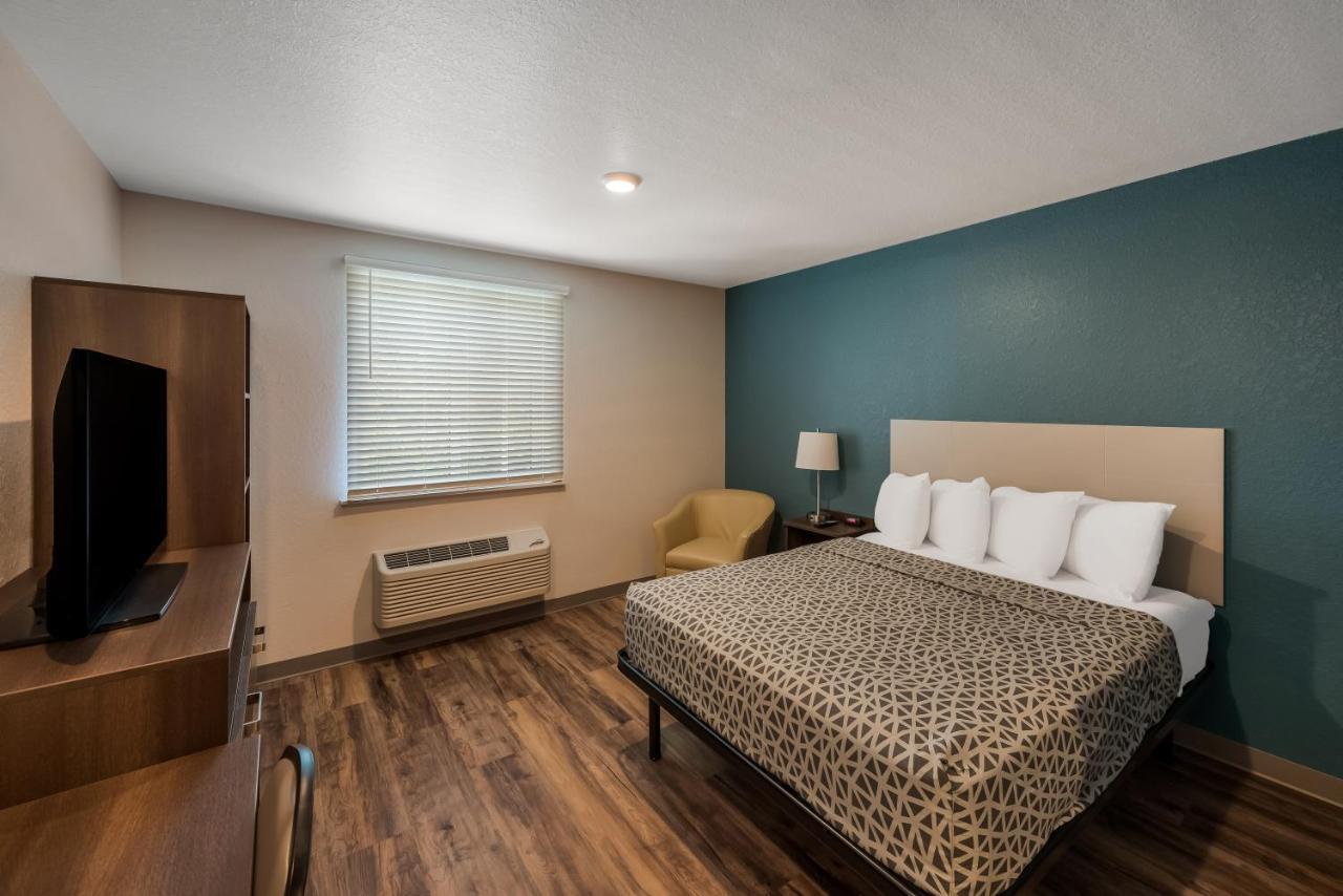 Woodspring Suites West Palm Beach Century Village  Eksteriør billede