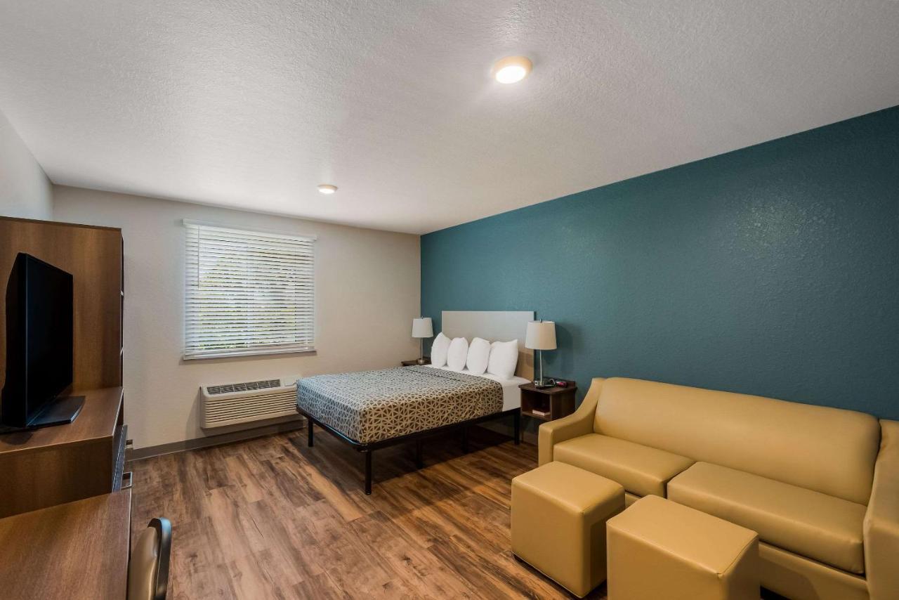 Woodspring Suites West Palm Beach Century Village  Eksteriør billede